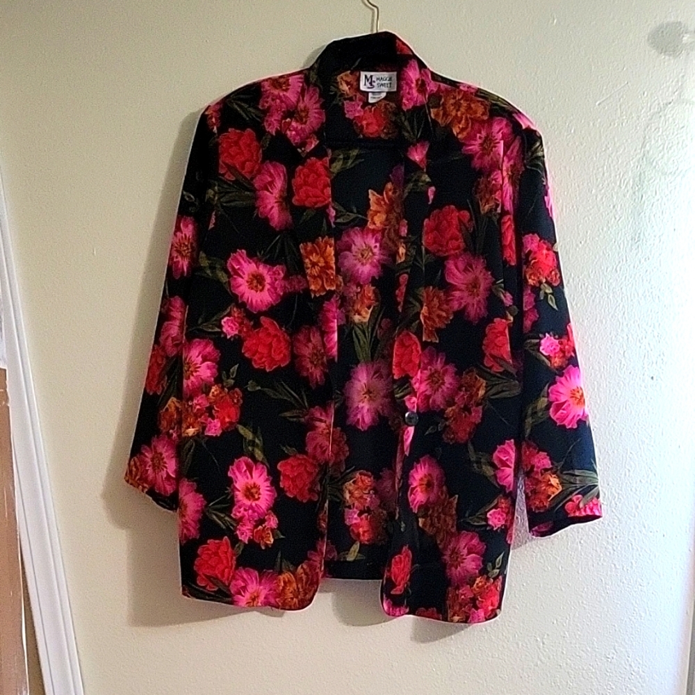 Floral Blazer with Pink and Red Flowers